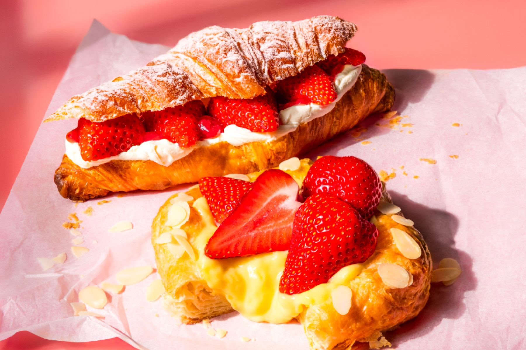 <h2>Erdbeerzeit</h2>: Erdbeerplunder & Buttercroissant Erdbeere